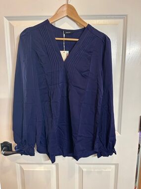 Deep Navy V-Neck Pintuck Blouse - new. Small